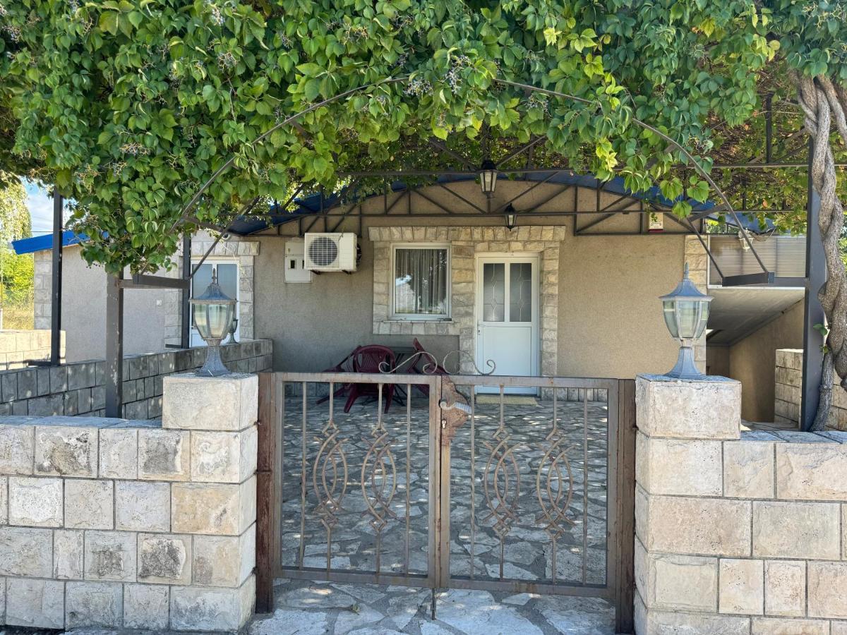 Apartments Airport Golubovci Podgorica Zewnętrze zdjęcie